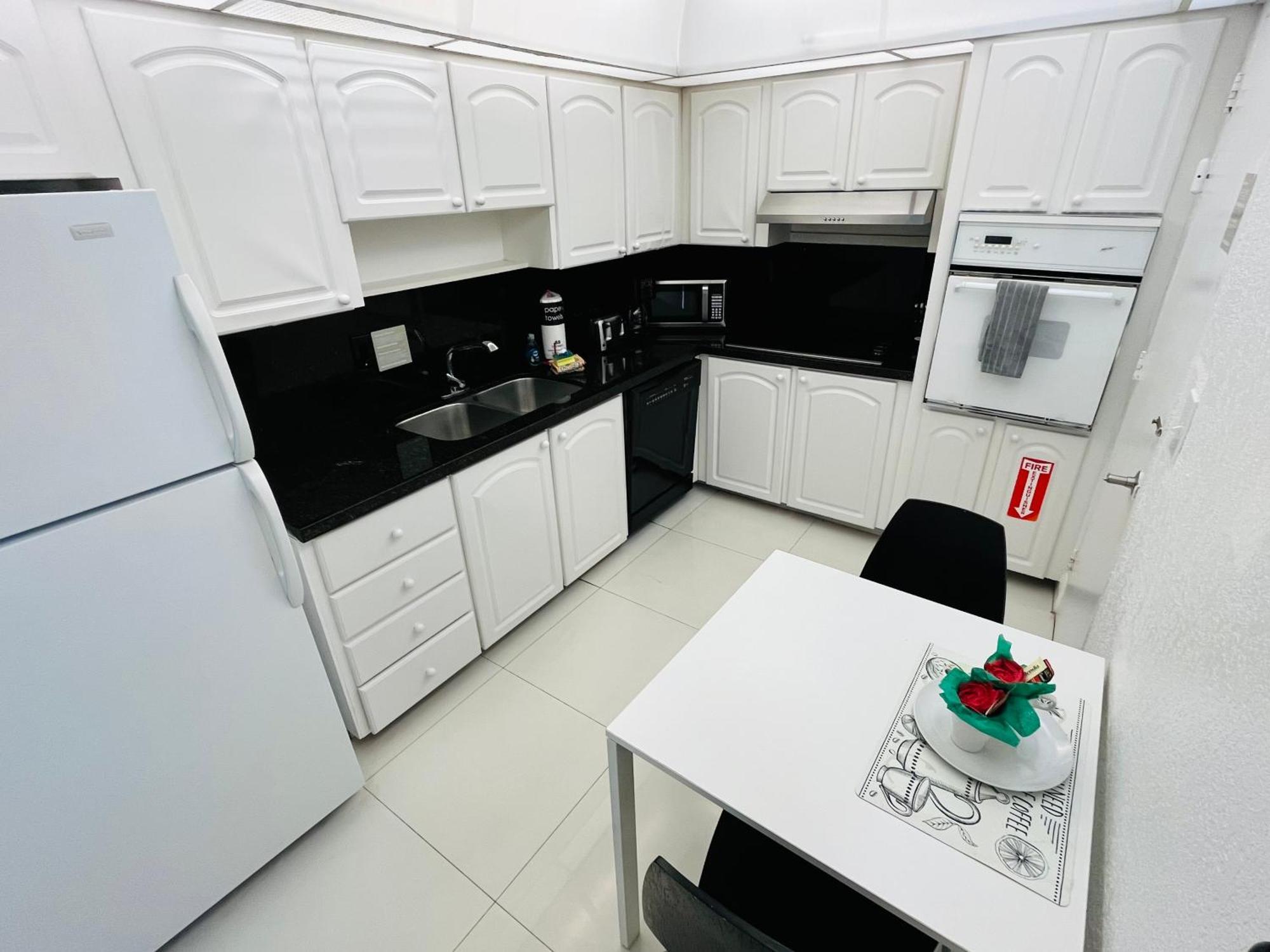 The Tides On Miami Hollywood Ocean View Apartments 1B Exterior foto